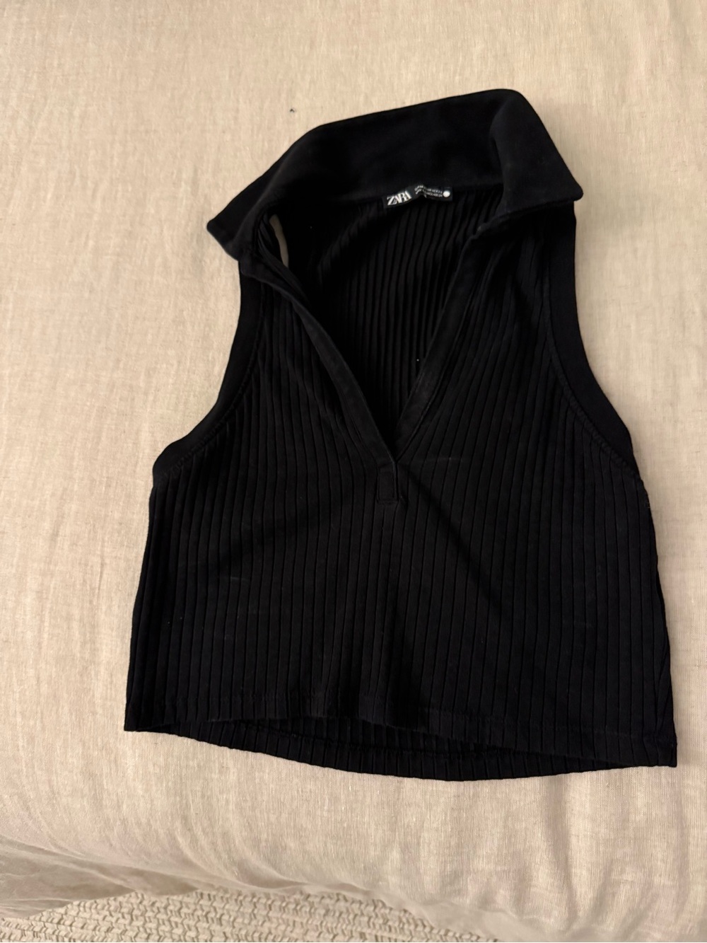 Zara Black Ribbed Sleeveless Collared Tank